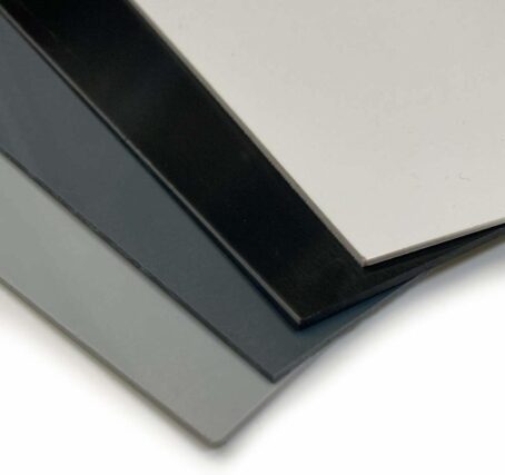 Protection bas de porte PVC